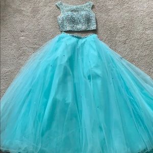 A light blue prom dress